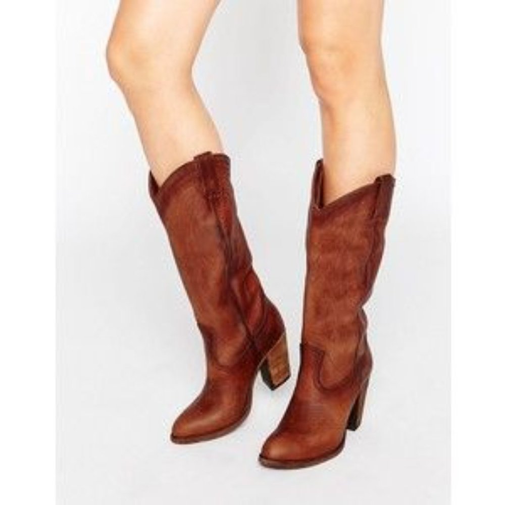 VINTAGE 1980's Frye Pull On Cognac Brown Leather Cowgirl Southern Heeled Boot - Picture 2 of 14